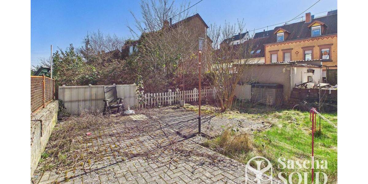 Kleines Handwerkerhaus in Elversberg mit Garten, Terrasse, Stellplatz & beheiztem Partyraum - Reihenendhaus Spiesen-Elversberg Elversberg | Angebot:26055798