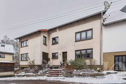 Haus Heusweiler - 9 Zimmer, 302 m&sup2;, 249.000&euro; | Angebot:25152382