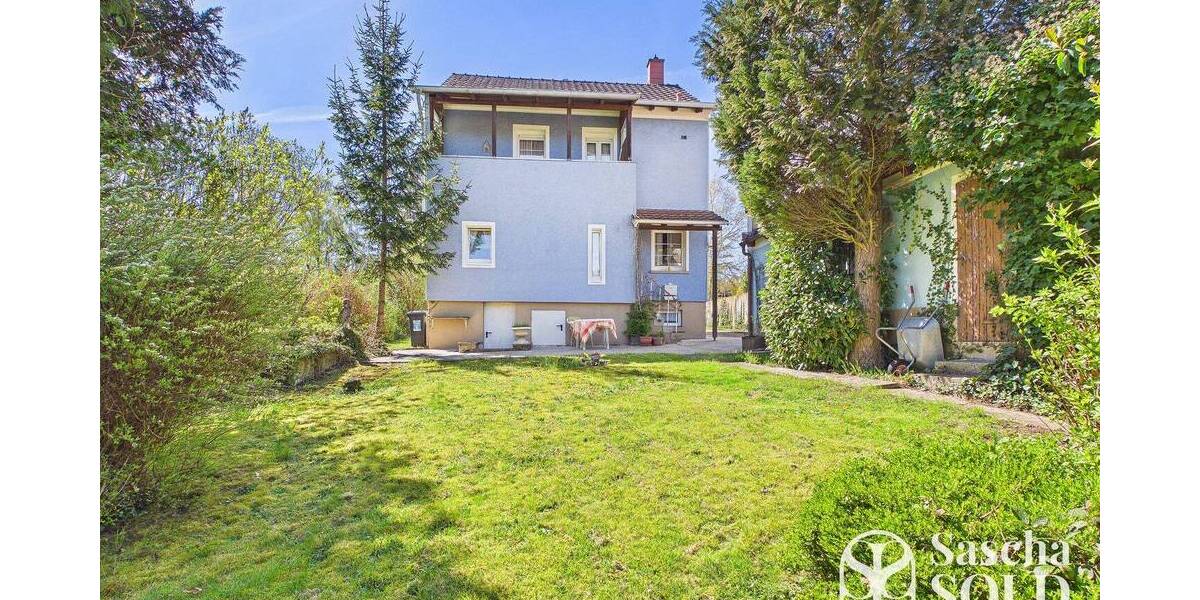 Freistehendes Einfamilienhaus in ruhiger Sackgassenlage auf weitläufigem Grundstück in St. Ingbert - Einfamilienhaus Sankt Ingbert St. Ingbert | Angebot:26191849