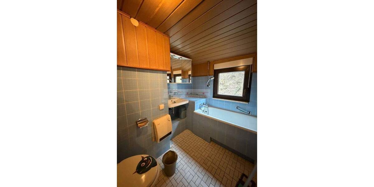 Einfamilienhaus Ruthweiler - 5 Zimmer, 130 m&sup2;, 140.000&euro; | Angebot:25732297