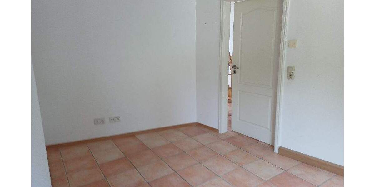 Mehrfamilienhaus, Wohnhaus Sankt Ingbert St. Ingbert - 4 Zimmer, 115 m&sup2;, 225.000&euro; | Angebot:26117943