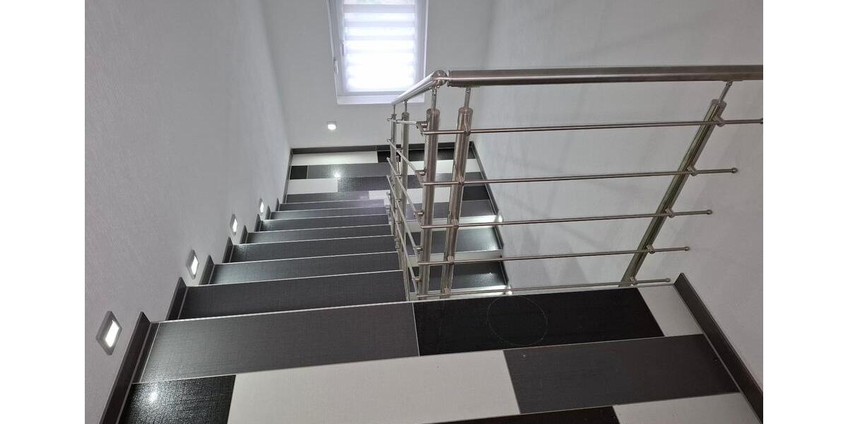 Dachgeschoßwohnung Bexbach - 4 Zimmer, 84 m&sup2;, 840&euro; | Angebot:25355013