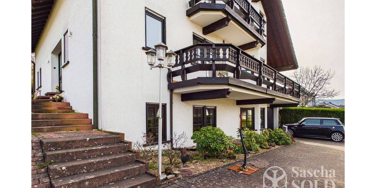 Freistehendes Einfamilienhaus mit Einliegerwohnung auf weitläufigem Grundstück mit Panoramablick - Einfamilienhaus Sankt Ingbert St. Ingbert | Angebot:26178655