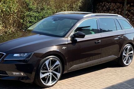 Skoda Superb 144.000 km 18.400 &euro; Pirmasens 66954