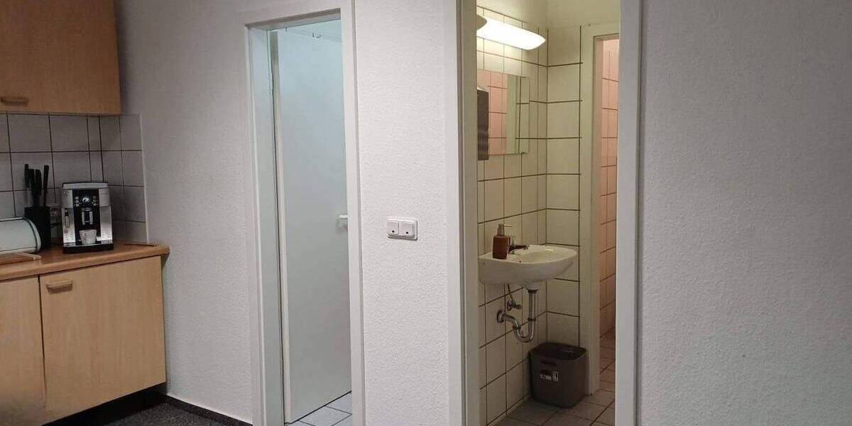 Gewerbeobjekt Saarbrücken St Johann - 3 Zimmer, 990&euro; | Angebot:26886825
