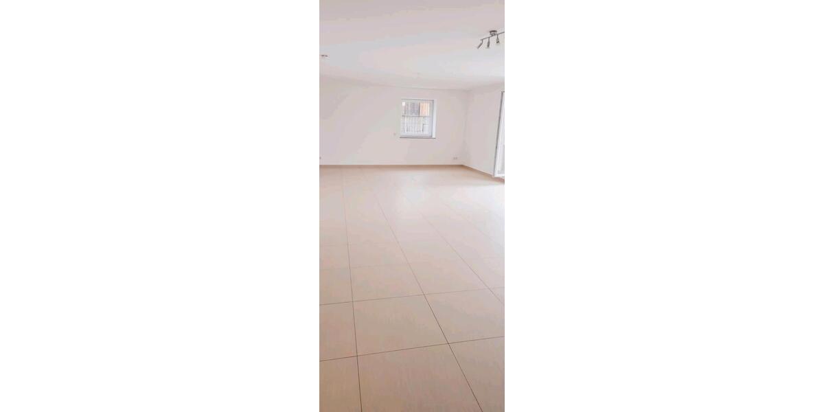 Etagenwohnung Weilerbach - 3 Zimmer, 120 m&sup2;, 1.195&euro; | Angebot:25291811