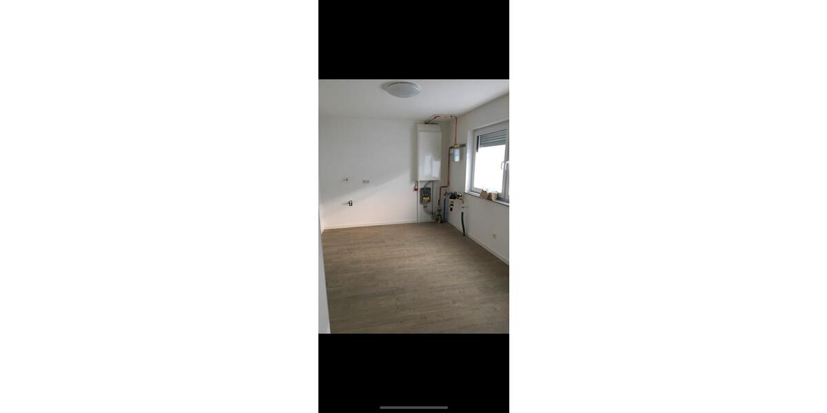 Etagenwohnung Ramstein-Miesenbach Miesenbach - 7 Zimmer, 260 m&sup2;, 2.600&euro; | Angebot:26580463