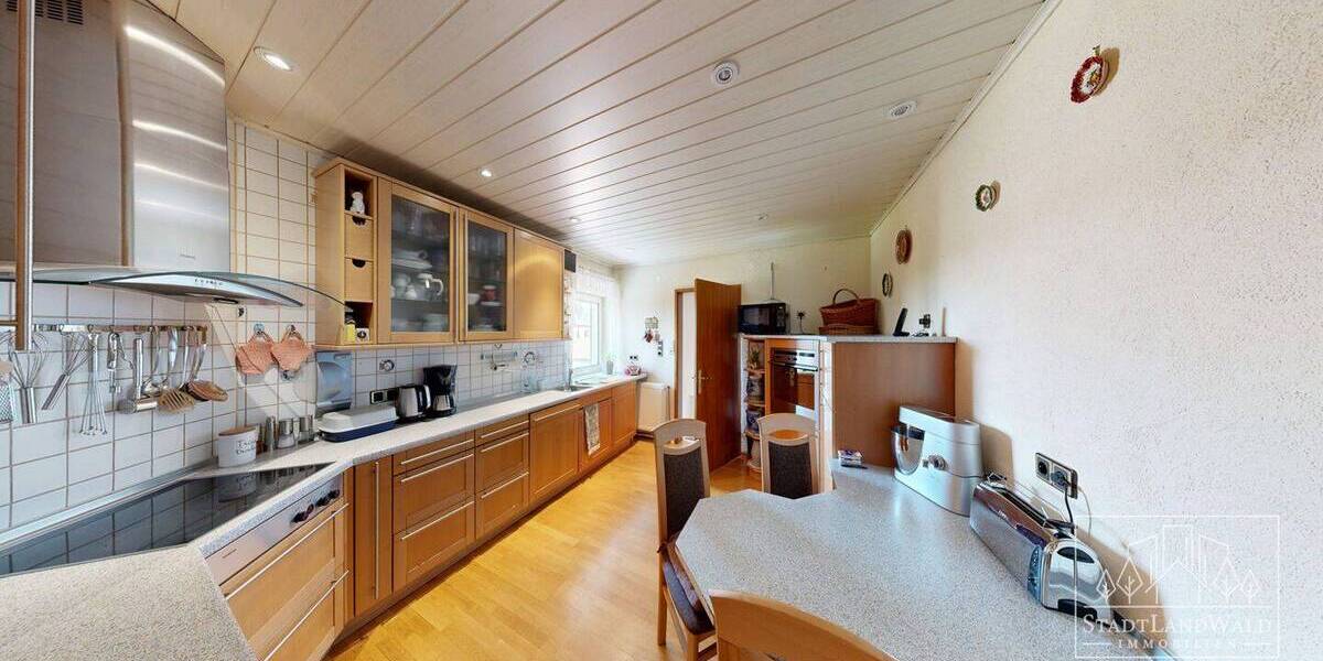 Mehrfamilienhaus, Wohnhaus Clausen - 6 Zimmer, 164 m&sup2;, 259.000&euro; | Angebot:26891784