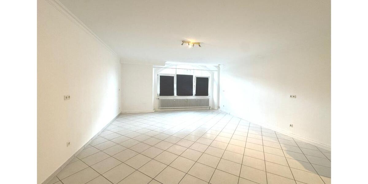 Etagenwohnung Landstuhl - 2 Zimmer, 98 m&sup2;, 1.050&euro; | Angebot:25780405