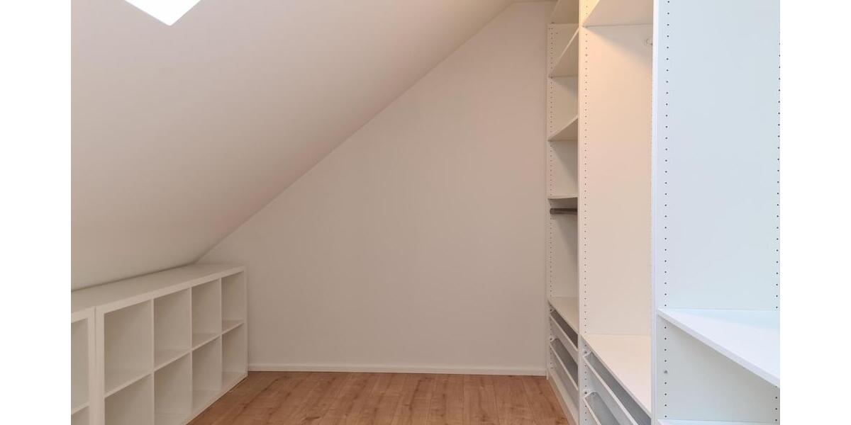 Einziehen und Wohlfühlen - Lichtdurchflutetes Wohnhaus, NB-Erstbezug, in idyllischer Stadtrandlage - Doppelhaushälfte Homburg | Angebot:12496894