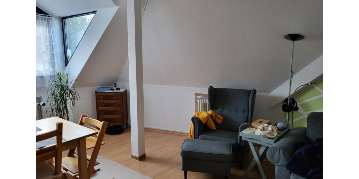 Dachgeschoßwohnung Neunkirchen - 3 Zimmer, 70 m&sup2;, 700&euro; | Angebot:25659592