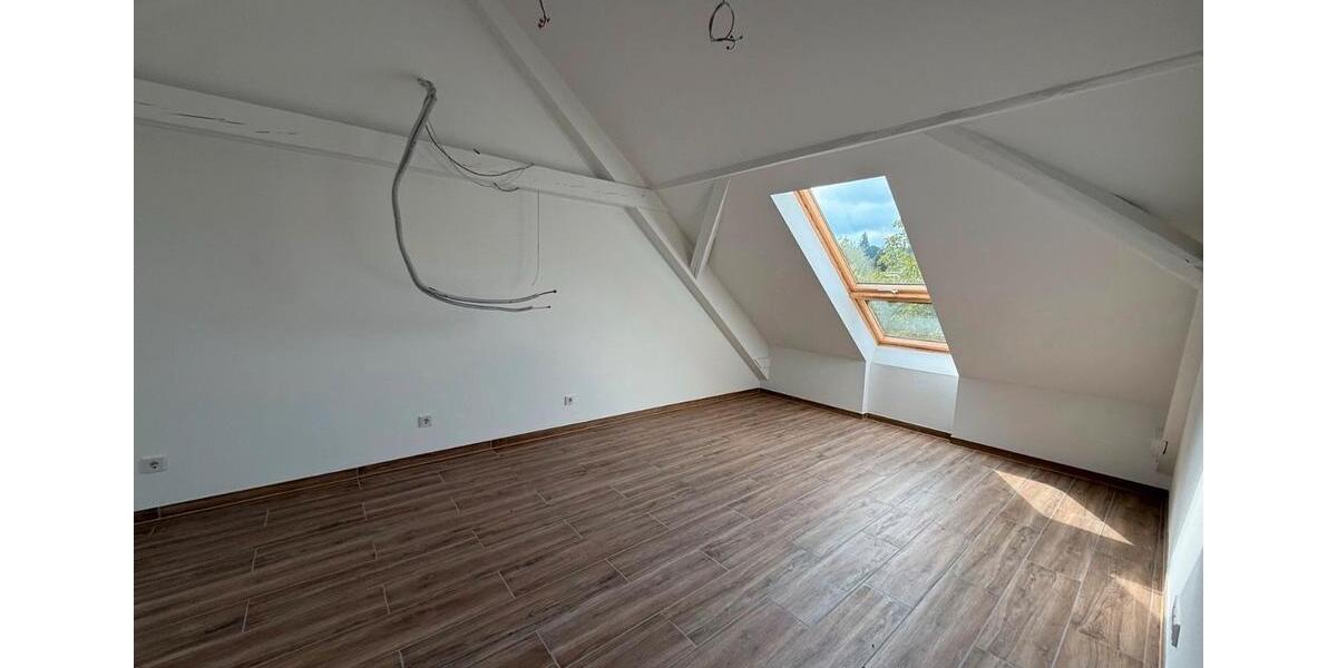 Dachgeschoßwohnung Zweibrücken - 2 Zimmer, 45 m&sup2;, 99.000&euro; | Angebot:26930854