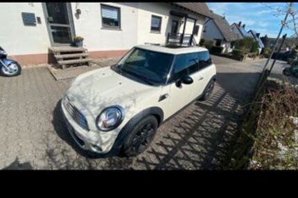 Mini ONE 263.000 km 1.900 &euro; Mittelbrunn 66851