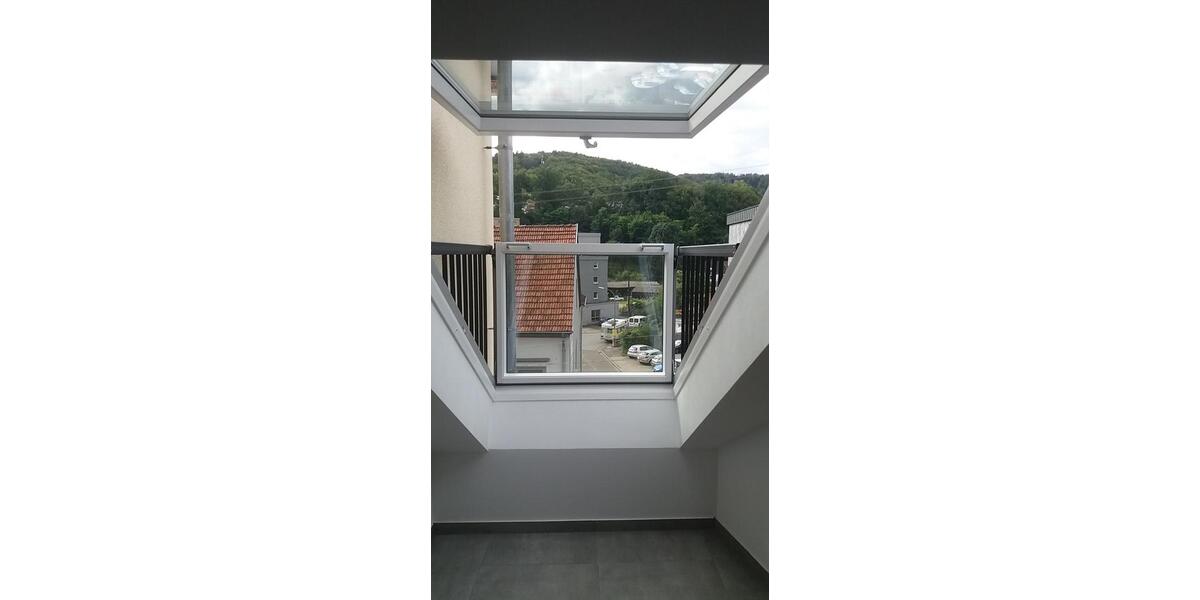 Etagenwohnung Saarbrücken Scheidt - 1 Zimmer, 63 m&sup2;, 300&euro; | Angebot:25932878