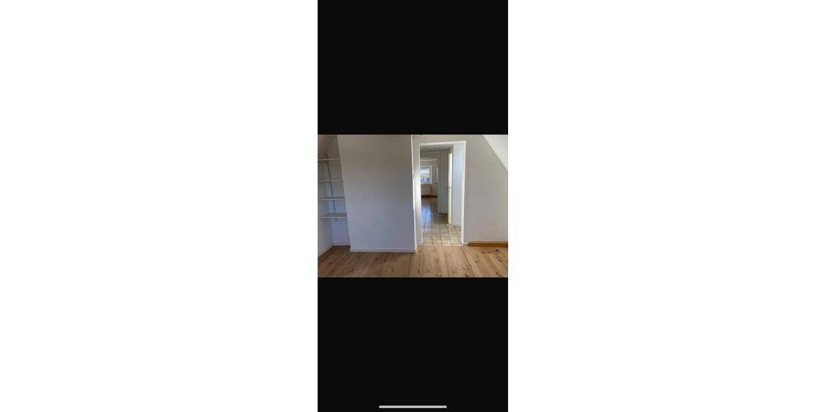 Dachgeschoßwohnung Kleinblittersdorf - 2 Zimmer, 37 m&sup2;, 270&euro; | Angebot:25836421
