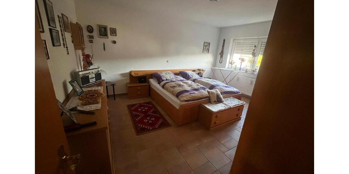 Etagenwohnung Heusweiler - 3 Zimmer, 96 m&sup2;, 240.000&euro; | Angebot:26067536