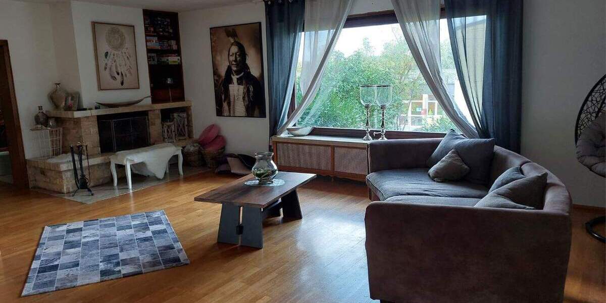 Bungalow Freisen Reitscheid - 8 Zimmer, 290 m&sup2;, 445.000&euro; | Angebot:25683918