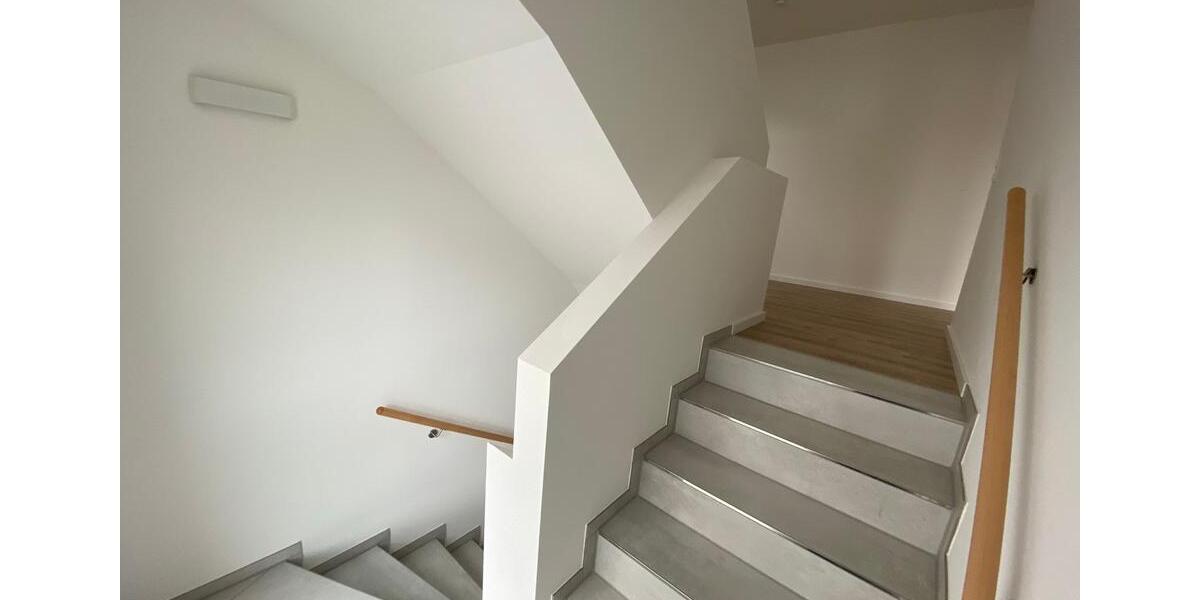 Einfamilienhaus Ramstein-Miesenbach Miesenbach - 8 Zimmer, 695.000&euro; | Angebot:21165288