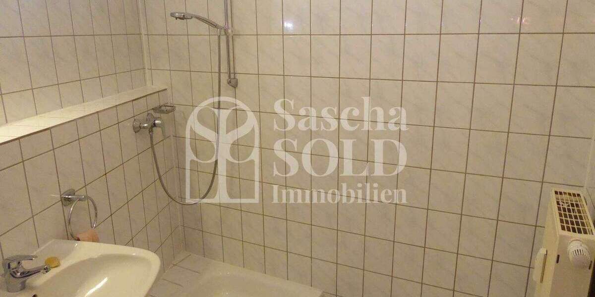 Investor werden - 4 vermietete Wohnungen mit Stellplätzen, KM 16.000?€ p.a., Dudweiler - Saarbrücken - Mehrfamilienhaus, Wohnhaus Saarbrücken Dudweiler | Angebot:25631678