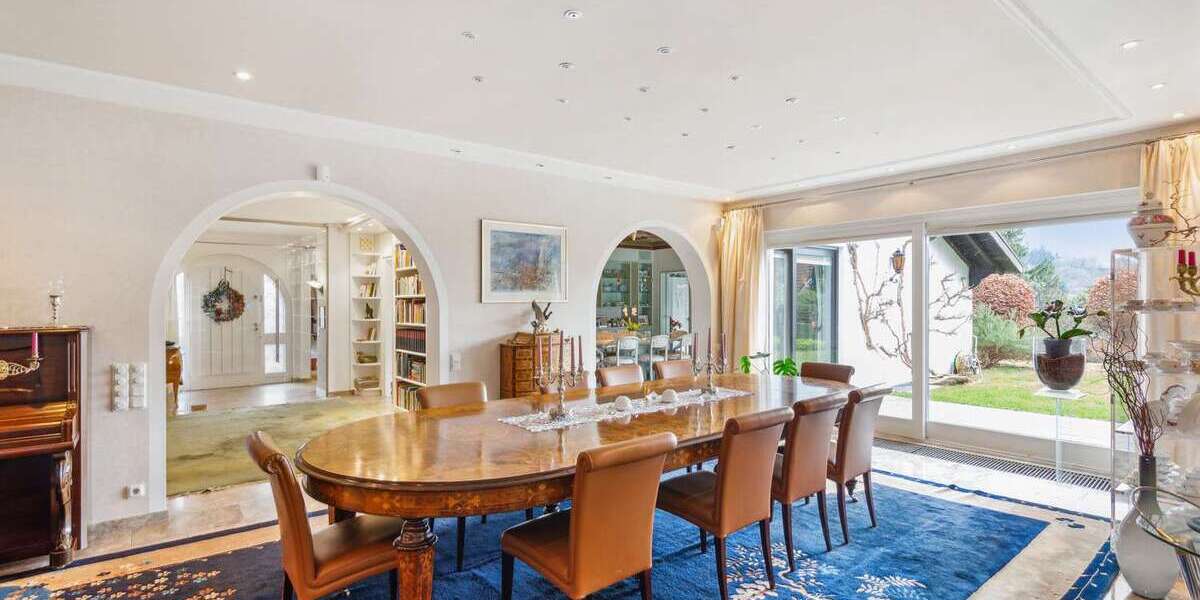 Einfamilienhaus Homburg - 9 Zimmer, 450 m&sup2;, 995.000&euro; | Angebot:23884112