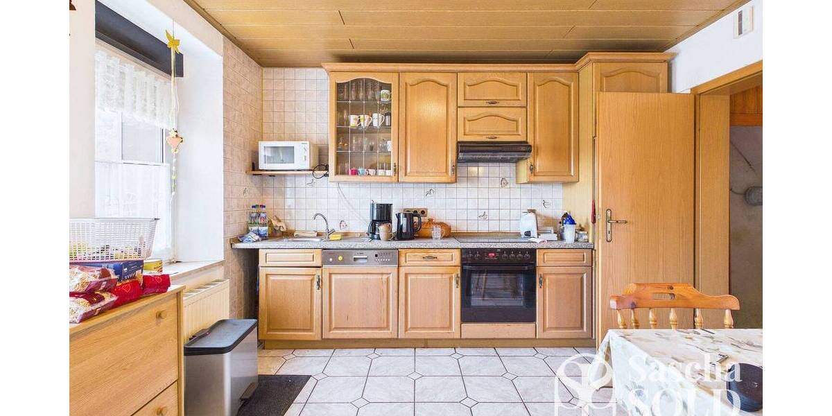 Kleines Handwerkerhaus in Elversberg mit Garten, Terrasse, Stellplatz & beheiztem Partyraum - Reihenendhaus Spiesen-Elversberg Elversberg | Angebot:26055798