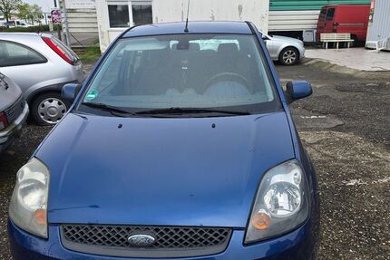 Ford Fiesta 238.000 km 950 &euro; Pirmasens 66954