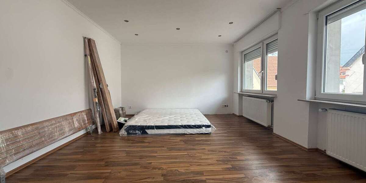 Großzügige 4-Zimmer-Wohnung mit großer Terrasse in Bexbach - Terrassenwohnung Bexbach | Angebot:27271162