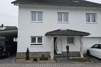 Haus Bruchmühlbach-Miesau Miesau - 8 Zimmer, 250 m&sup2;, 565.000&euro; | Angebot:26062721