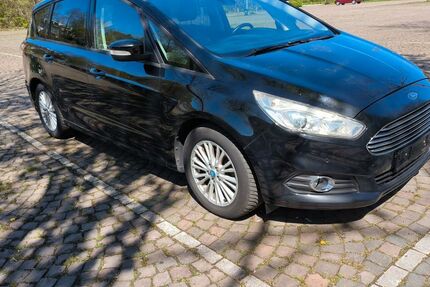 Ford S-Max 205.800 km 8.800 &euro; Saarbrücken 66111