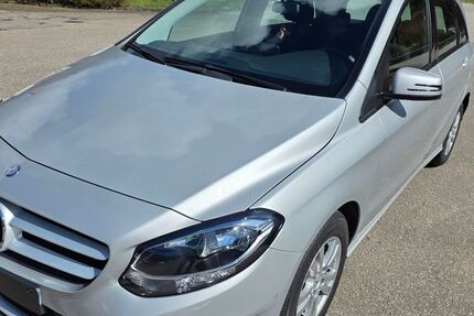 Mercedes-Benz B 180 24.000 km 15.900 &euro; CLAUSEN 66978