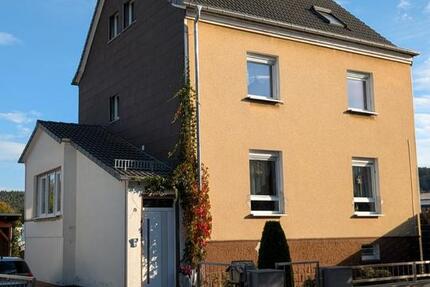 Haus Homburg - 5 Zimmer, 185 m&sup2;, 360.000&euro; | Angebot:27529001