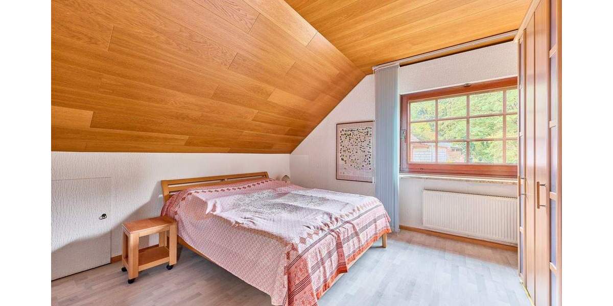 Einfamilienhaus Zweibrücken Rimschweiler - 7 Zimmer, 153 m&sup2;, 445.000&euro; | Angebot:25691369