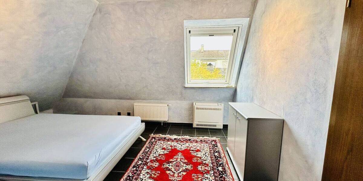 Mehrfamilienhaus, Wohnhaus Illingen - 9 Zimmer, 373 m&sup2;, 459.000&euro; | Angebot:25686397