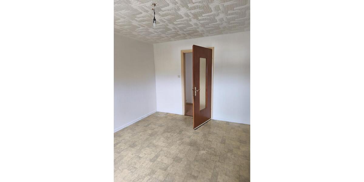 Dachgeschoßwohnung Homburg - 3 Zimmer, 66 m&sup2;, 690&euro; | Angebot:26342948