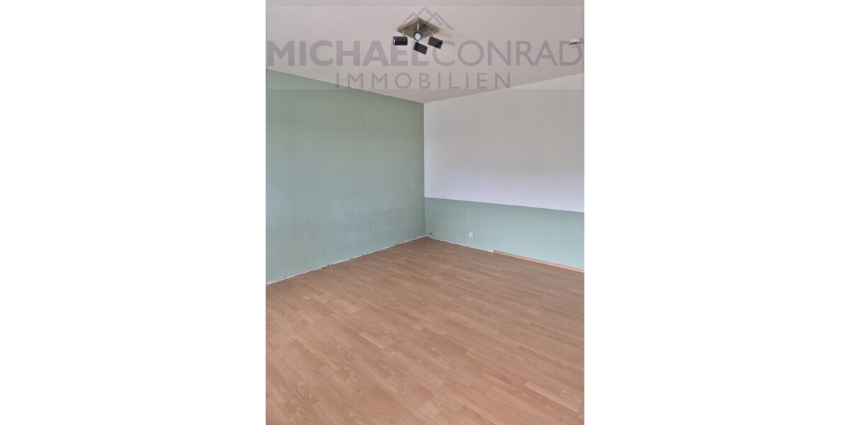 Investoren-Chance & Selbstnutzer-Traum: 3-Zimmer-Sanierungsobjekt in Sulzbach mit Loggia - Etagenwohnung Sulzbach/Saar Saar | Angebot:27270940