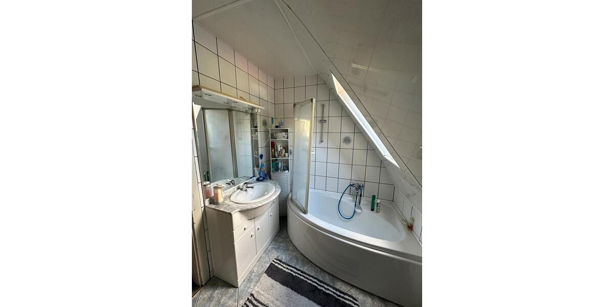 Einfamilienhaus Bexbach - 4 Zimmer, 125 m&sup2;, 230.000&euro; | Angebot:26806870