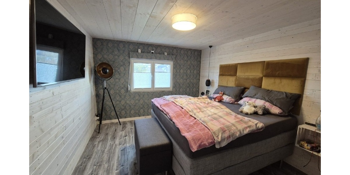 Ihr Hausprojekt in Illingen– Platz für 1–2-Familien mit Garten, Modernisierung bereits gestartet - Einfamilienhaus Illingen Hirzweiler | Angebot:25479862