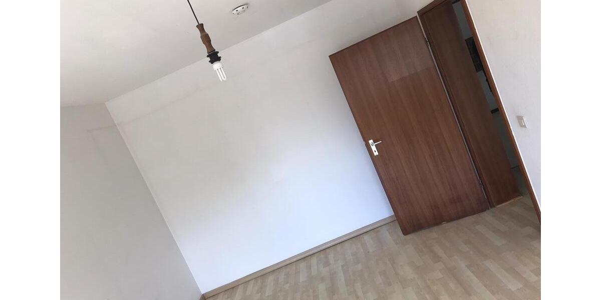 Etagenwohnung Homburg - 2 Zimmer, 86 m&sup2;, 800&euro; | Angebot:24730578