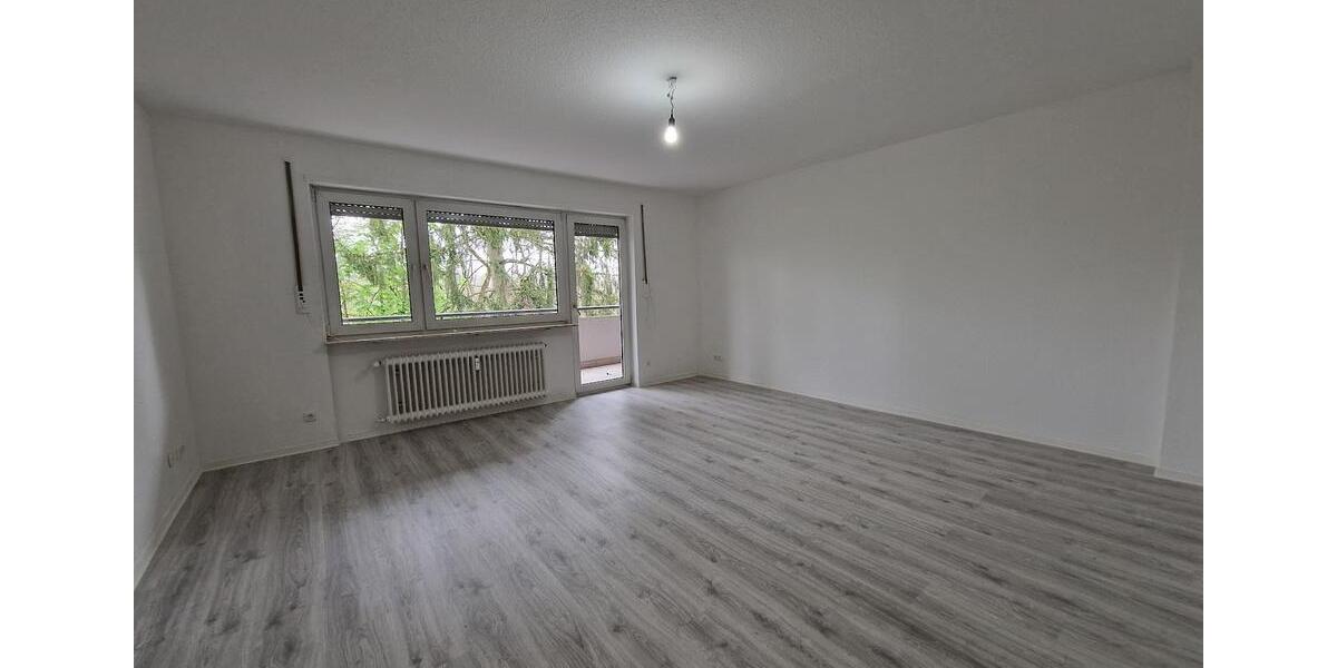 Etagenwohnung Saarbrücken Eschberg - 2 Zimmer, 68 m&sup2;, 626&euro; | Angebot:21367639