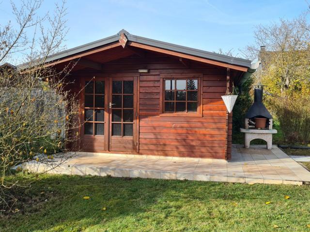 Exklusives neuwertiges Wohnhaus in schöner Stadtrandlage - Einfamilienhaus Homburg | Angebot:26882575