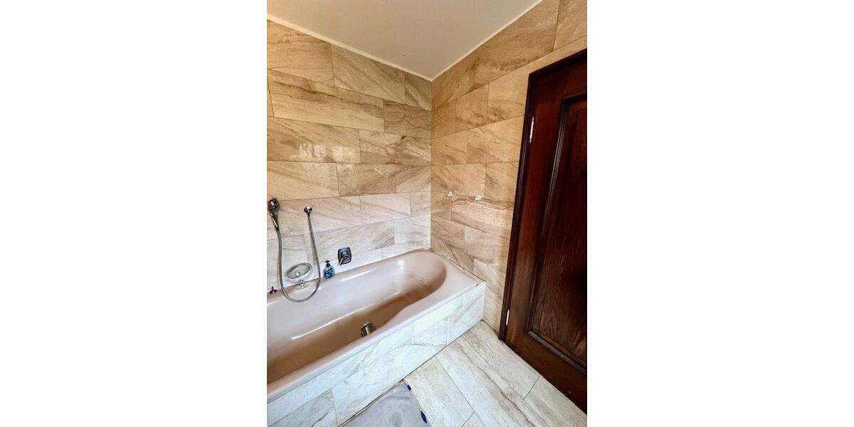 Einfamilienhaus Saarbrücken Scheidt - 4 Zimmer, 134 m&sup2;, 350.000&euro; | Angebot:25701513