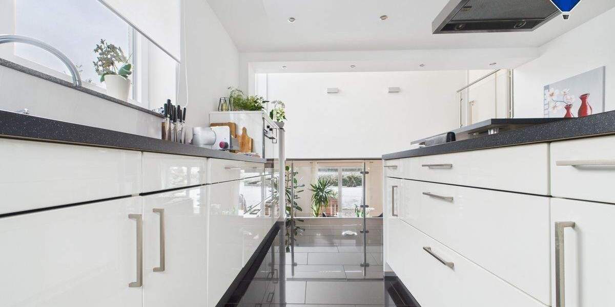 Einfamilienhaus Neunkirchen Kohlhof - 7 Zimmer, 330 m&sup2;, 1.250.000&euro; | Angebot:25798045