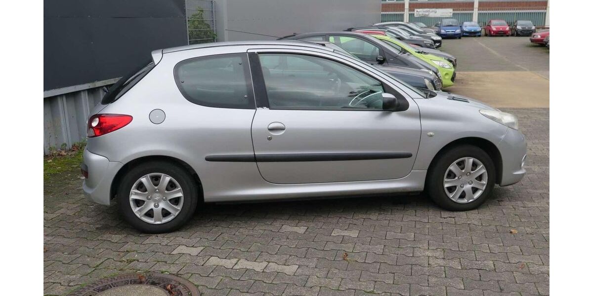 Peugeot 206 122.300 km 3.250 &euro; Saarbrücken 66117