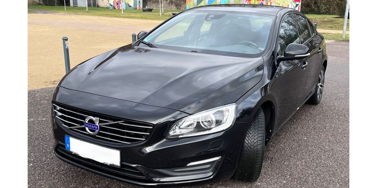 Volvo S60 155.000 km 11.800 &euro; Saarbruecken 66117