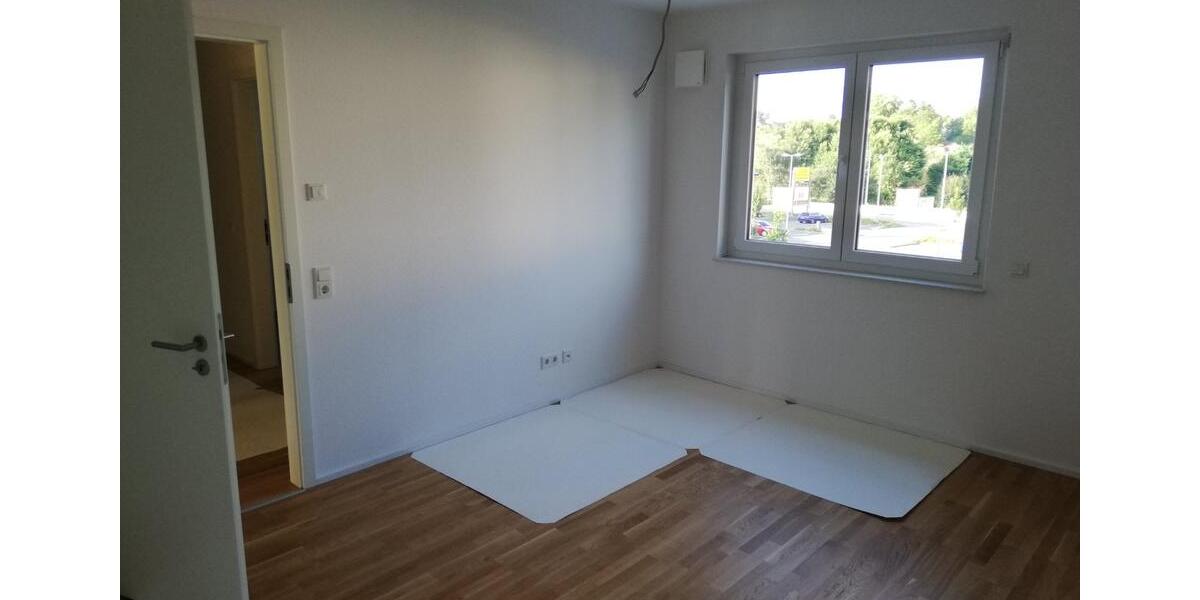 Etagenwohnung Ramstein-Miesenbach Miesenbach - 3 Zimmer, 93 m&sup2;, 1.335&euro; | Angebot:25408804