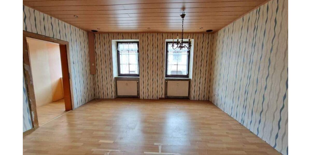 Einfamilienhaus Mandelbachtal Heckendalheim - 5 Zimmer, 130 m&sup2;, 127.000&euro; | Angebot:25730148