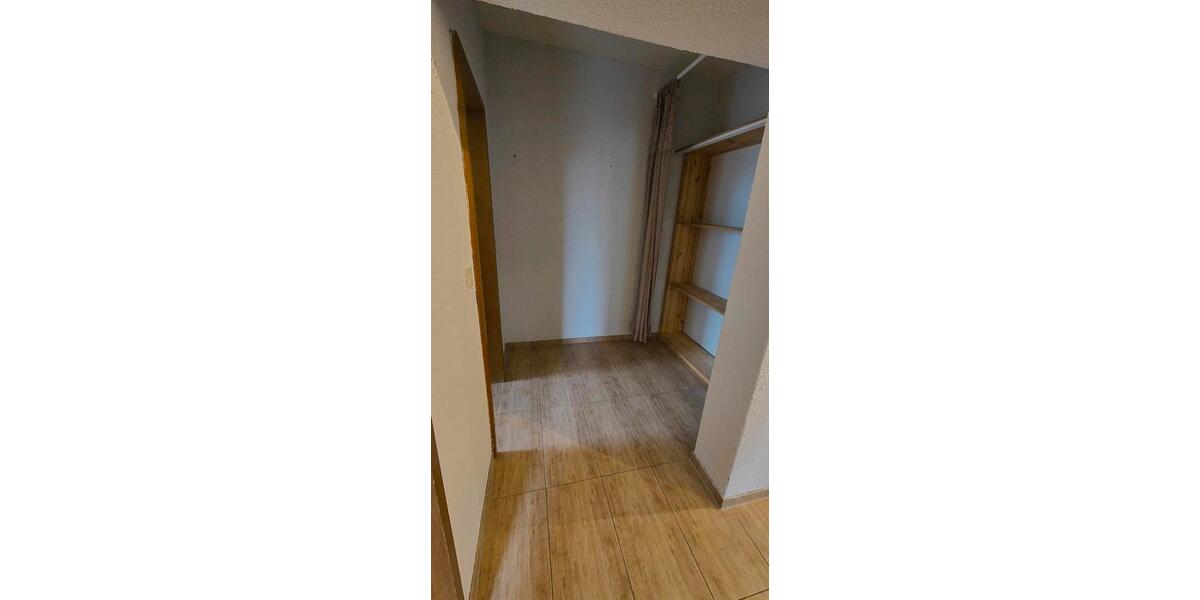 Erdgeschoßwohnung Breitenbach - 2 Zimmer, 84 m&sup2;, 125.000&euro; | Angebot:26271312