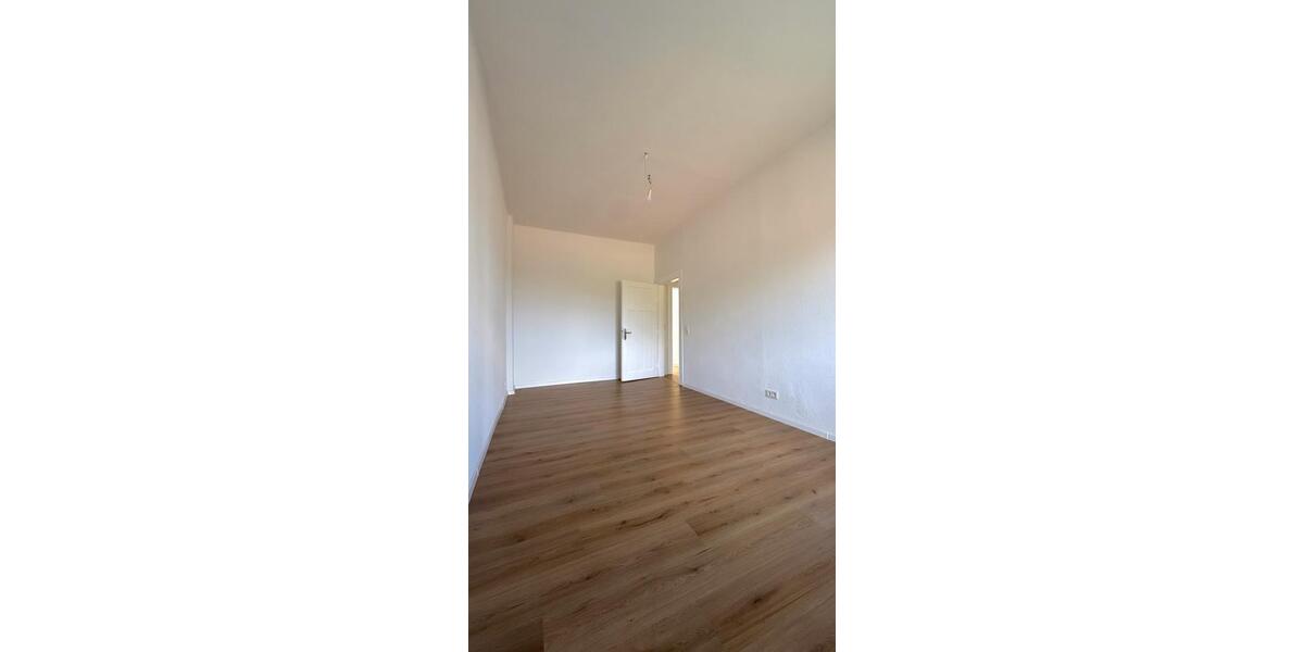 Etagenwohnung Sankt Wendel - 3 Zimmer, 101 m&sup2;, 800&euro; | Angebot:25923723