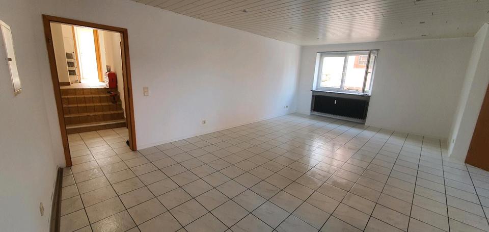 Erdgeschoßwohnung Kleinbundenbach - 3 Zimmer, 110 m&sup2;, 1.148&euro; | Angebot:26033592