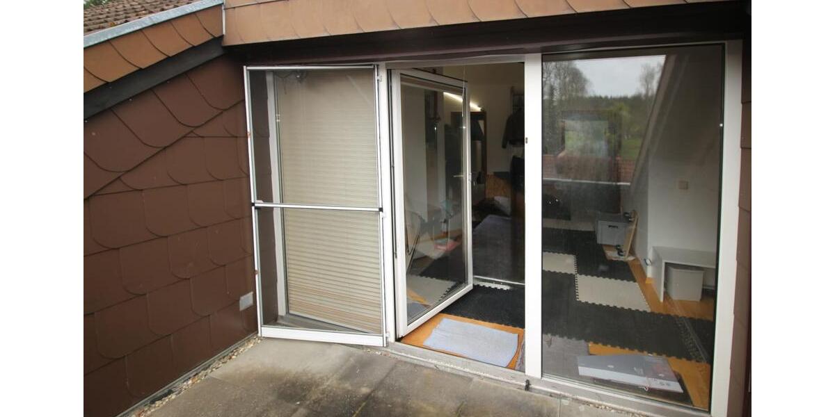 Dachgeschoßwohnung Sankt Ingbert - 2.5 Zimmer, 73 m&sup2;, 162.000&euro; | Angebot:26258865